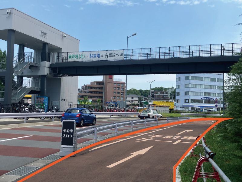 国内線駐車場予約専用入口B