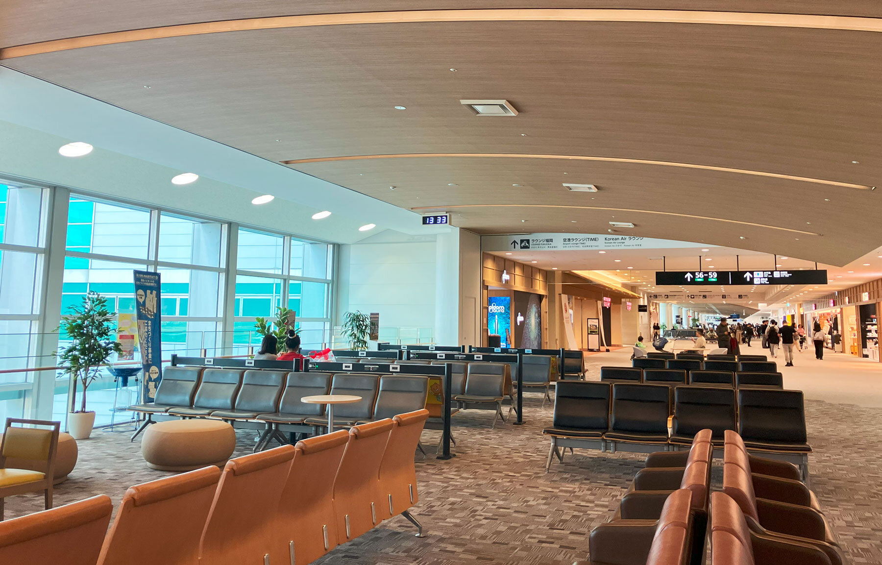 탑승 게이트 사진